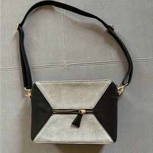 Oliver Leather Black and Gray Women's Crossbody Bag